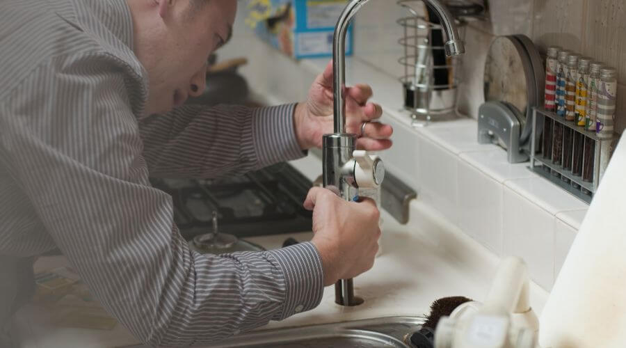 Professional same day plumber in Urbana, IA